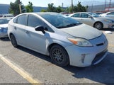 Toyota Prius Three JTDKN3DU0F0413540 снимка