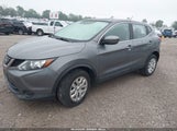 Nissan Rogue Sport S JN1BJ1CR7JW250620 снимка