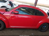 Volkswagen Beetle 1.8T 3VWJ17AT7EM662999 снимка