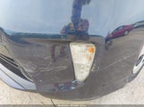 Toyota Prius Two JTDKN3DU8D1630728 fotografie
