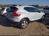 Volvo Xc40 T5 Momentum YV4162UK0M2572980 photo