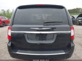 Chrysler Town & Country Touring-L Anniversary Edition 2C4RC1CG7GR221124 снимка