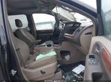 Chrysler Town & Country Touring-L Anniversary Edition 2C4RC1CG7GR221124 снимка