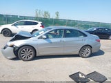 Toyota Camry Hybrid Xle 4T1BD1FK2FU169414 photo
