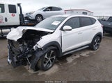 Hyundai Tucson Sport KM8J3CA2XHU423987 photo