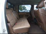 Ram  Longhorn 4X4 5'7 Box 1C6SRFKT6KN674269 fotografie