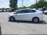 Toyota Prius Two JTDKN3DU0B5315170 photo