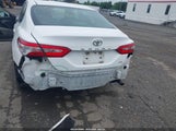 Toyota Camry Le 4T1B11HK3JU503660 photo
