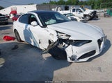 Alfa Romeo Giulia Ti Lusso Awd ZARFAEEN5J7581003 fotografie
