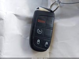 Jeep New Compass Latitude 4X4 3C4NJDBB0HT681722 снимка