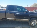 GMC Sierra  Slt 1GTR1VEC8EZ252120 fotografie