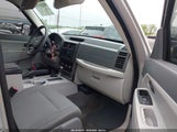 Jeep Liberty Sport 1J8GN28K88W102827 photo