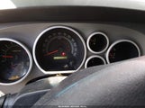 Toyota Tundra Grade 5.7L V8 5TFUY5F13AX117328 fotografie