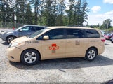 Toyota Sienna Le 8 Passenger 5TDKK3DC2FS580835 снимка