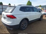 Volkswagen Tiguan 2.0T Se/2.0T Sel/2.0T Sel R-Line/2.0T Sel R-Line Black 3VV2B7AX0KM176829 fotografie