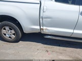 Toyota Tundra Limited 5.7L V8 5TFBY5F11BX188956 fotografie