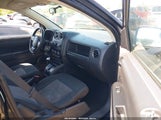 Jeep Compass 1J4NF1FB9BD188736 fotografie