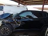 Jeep Compass Upland Edition 4X4 3C4NJDAB1KT828011 снимка