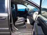 Chrysler Town & Country Touring 2C4RC1BG4GR187869 photo