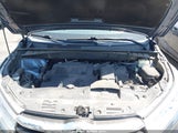 Toyota Highlander Xle V6 5TDJKRFH3FS195713 photo