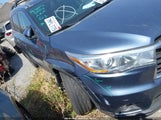 Toyota Highlander Xle V6 5TDJKRFH3FS195713 photo