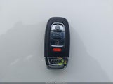 Audi Allroad 2.0T Premium WA1UFAFL2EA070960 снимка