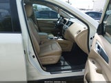 Nissan Pathfinder Sl 5N1DR2MN0HC907328 photo