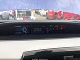Toyota Prius Two JTDKBRFU0H3046925 снимка
