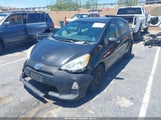 Toyota Prius C One JTDKDTB37D1037150 снимка