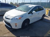 Toyota Prius Two JTDKN3DU8F1990486 photo
