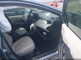 Toyota Corolla Le JTDEPMAE1NJ199872 снимка