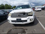 Toyota Sequoia Limited 5.7L V8 5TDJW5G13BS053967 fotografie