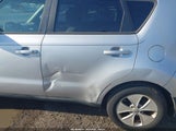 Kia Soul KNDJN2A2XE7740154 снимка