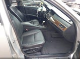 BMW 530Xit WBANN735X7CN05010 fotografie