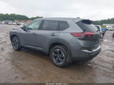 Nissan Rogue Sv Fwd 5N1BT3BA1SC859182 fotografie