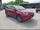 Toyota Rav4 Xle 2T3WFREV9JW470736 photo
