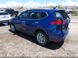 Nissan Rogue Sv 5N1AT2MV1HC786426 fotografie