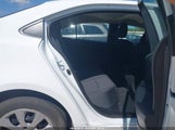 Toyota Corolla Le 5YFB4MDE0TP447660 снимка