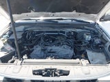 Nissan Xterra S 5N1AN08W88C528597 photo
