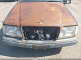 Mercedes-Benz E 320 Base/320 Special WDBEA32EXSC219531 снимка