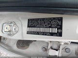 Toyota Prius C Two JTDKDTB33D1555305 fotografie
