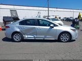 Toyota Corolla Le 5YFB4MDE1SP258840 снимка