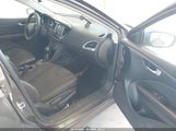 Dodge Dart Sxt 1C3CDFBB5FD330256 fotografie