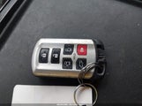 Toyota Sienna Xle 8 Passenger 5TDYZ3DC1JS949909 photo