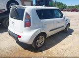 Kia Soul + KNDJT2A22A7104473 снимка
