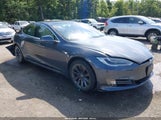 Tesla Model S 5YJSA1E24LF355068 fotografie
