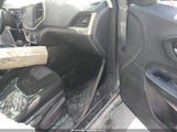 Jeep Cherokee Altitude 1C4PJMAB9GW301683 снимка
