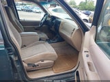 Ford Explorer Eddie Bauer/Limited/Xl/Xlt 1FMDU34E2VUC07899 photo