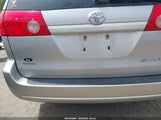 Toyota Sienna Le 5TDBK23C59S025801 снимка