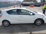 Toyota Prius C Three JTDKDTB3XE1074985 снимка